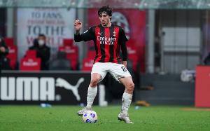 火狐电竞官方网站-托纳利：米兰处子赛季后我有忧心忡忡，担心自己不被买断